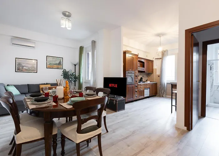 8 Min To Center - 400mt To Metroa, 4-6 Pax, 2 Bathrooms * Rome